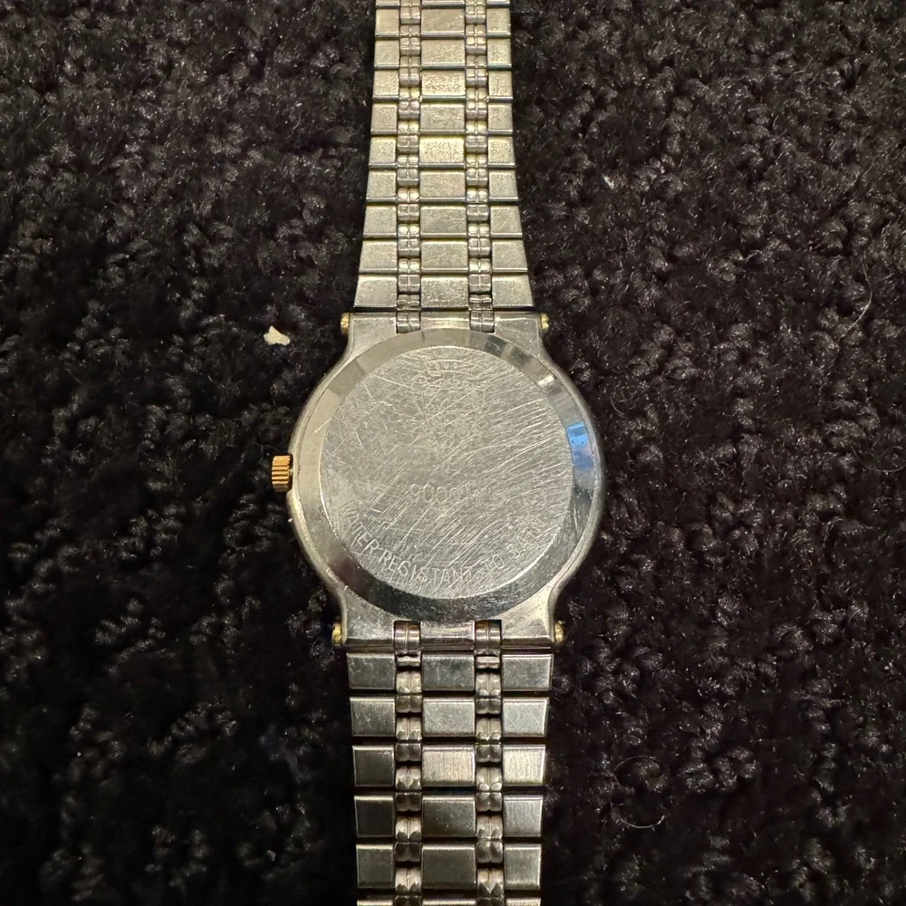 Gucci watch - Picture 4 of 4